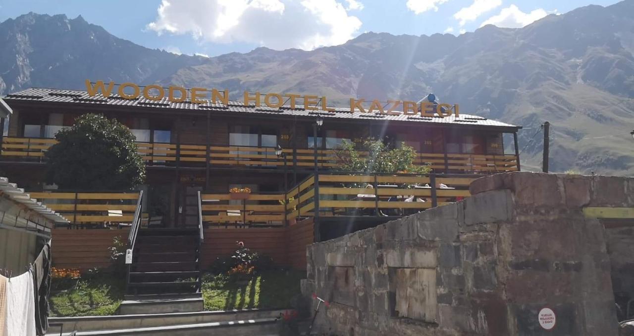 Wooden Hotel Kazbegi Exterior photo