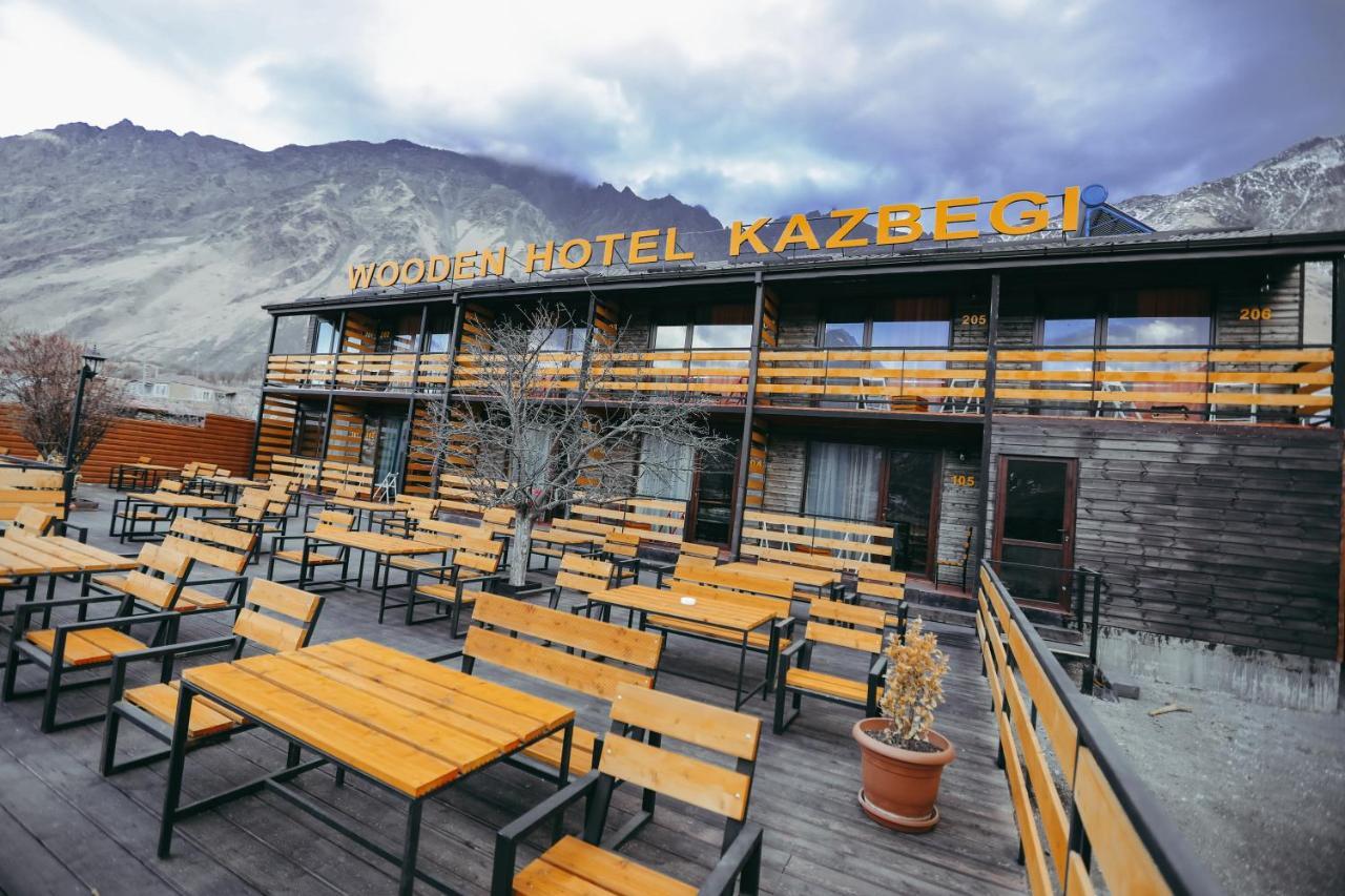Wooden Hotel Kazbegi Exterior photo
