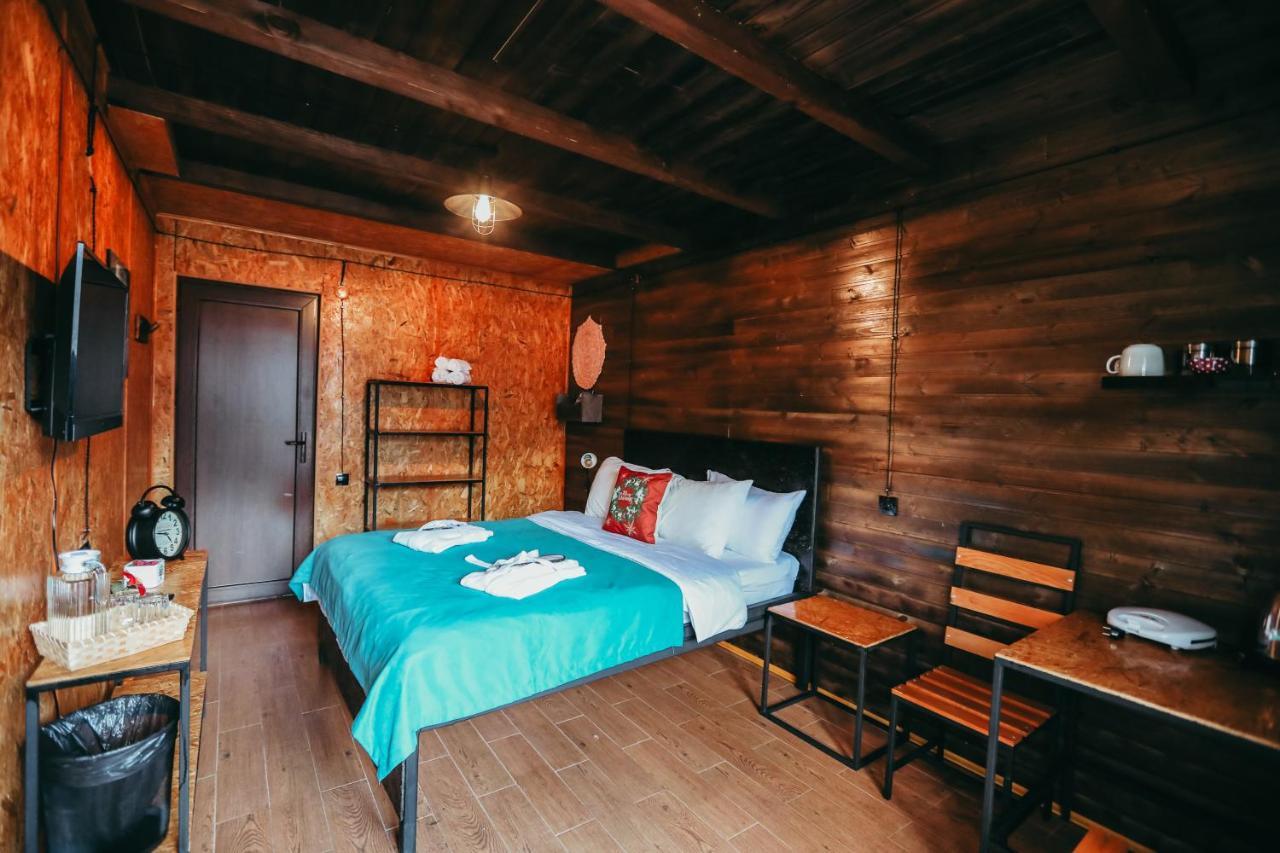 Wooden Hotel Kazbegi Exterior photo