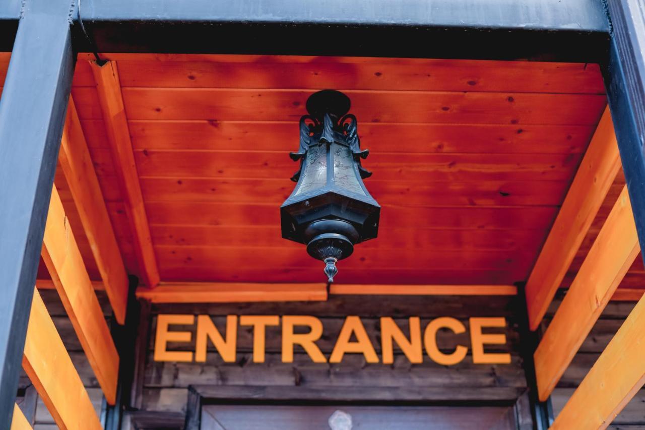Wooden Hotel Kazbegi Exterior photo
