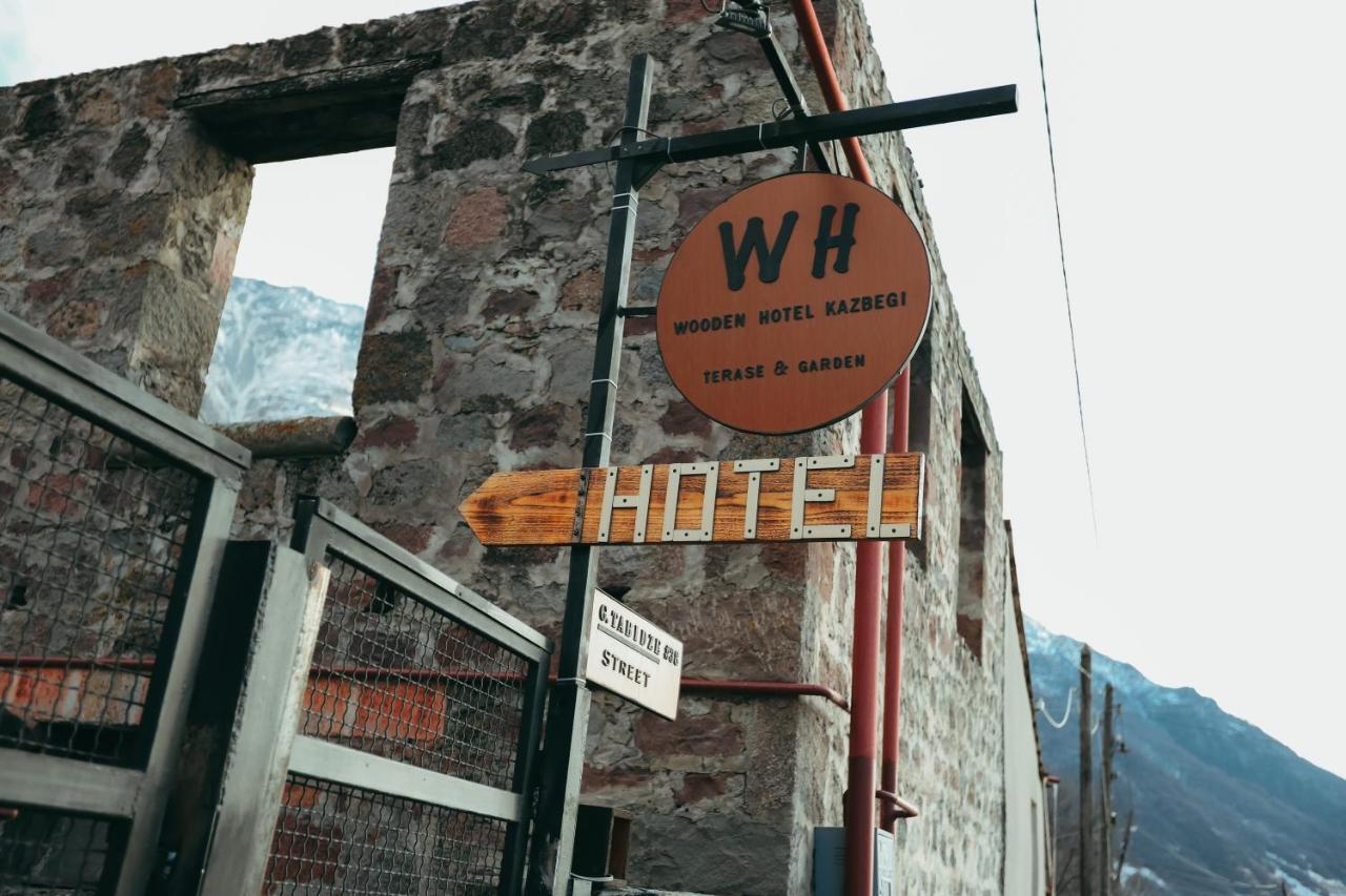 Wooden Hotel Kazbegi Exterior photo